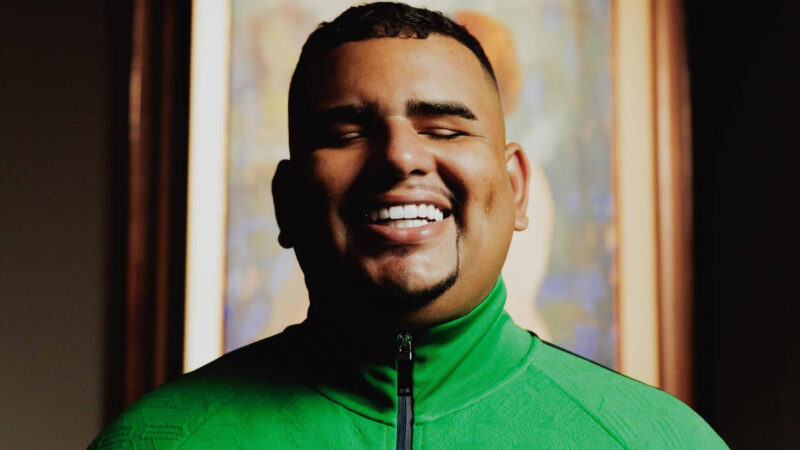 “Não quero que tenham dó”, afirma MC Leozinho ZS, primeiro artista com deficiência visual a liderar o Spotify Brasil