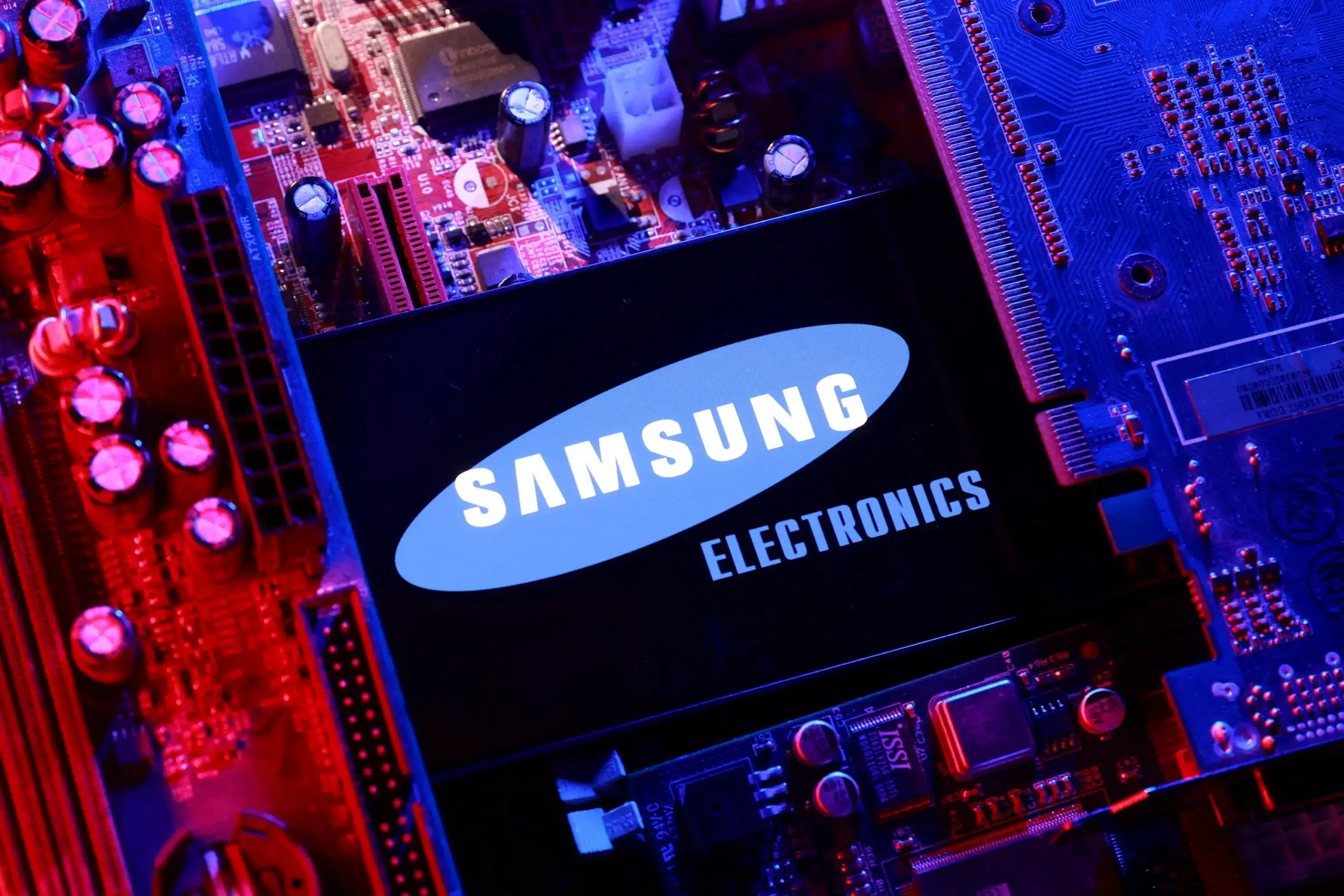 Samsung e sindicato retomam mediação do governo três dias antes de greve