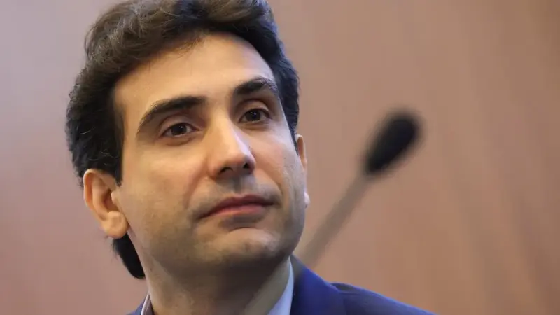 Ministro do TCU autoriza retomada de novos consignados do INSS até nova análise do sistema