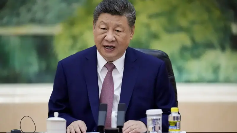 Trump e Xi se reúnem em Pequim para cúpula de dois dias; guerra no Irã, comércio e Taiwan estão na pauta