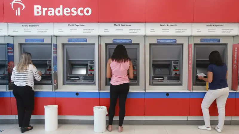 Trabuco alerta que juros reais de 10% são inviáveis para empresas, pessoas e para o Tesouro