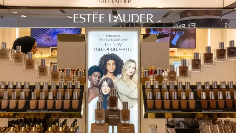 Estée Lauder e Puig encerram negociações de fusão bilionária