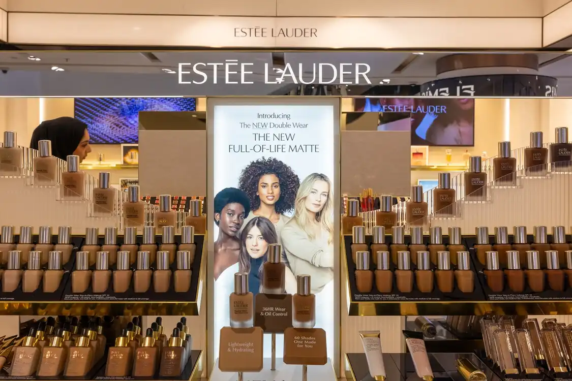 Estée Lauder e Puig encerram negociações de fusão bilionária