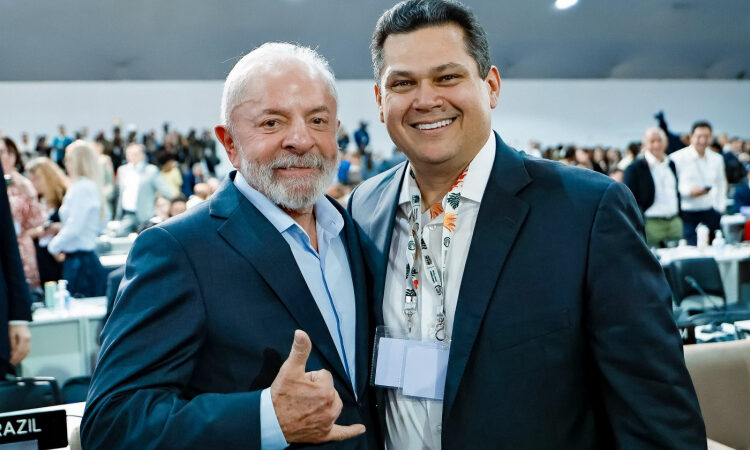 Ministros sondam viabilidade de encontro entre Lula e Alcolumbre