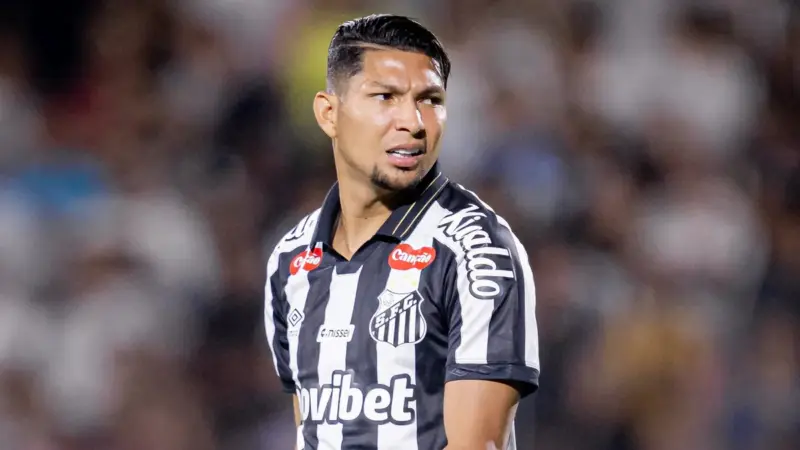 Rony lamenta empate do Santos na Sul-Americana: “Difícil explicar”