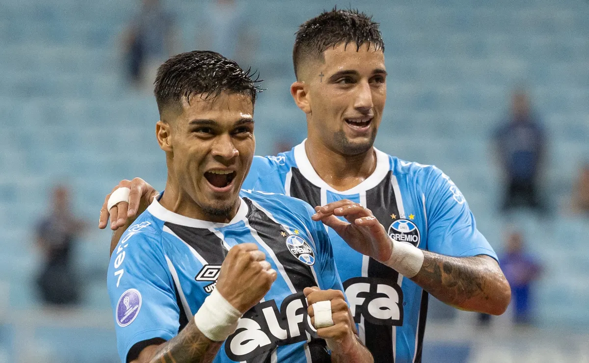 Grêmio atrasa pagamento de US$ 100 mil por Arezo e pode sofrer novo transfer ban da Fifa