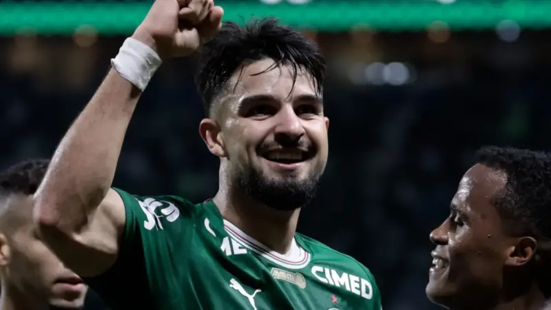 Descubra abel ferreira despista sobre saída de flaco lópez e ressalta fase do atacante após goleada do palmeiras