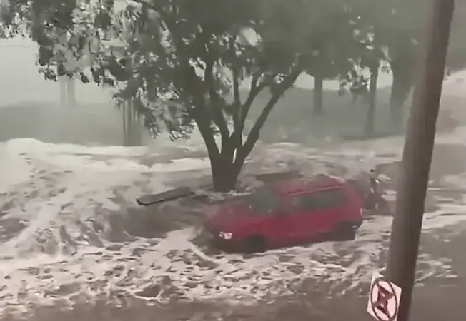 Entenda como temporal com granizo atinge sul de minas, causa alagamentos e deixa 7 mil sem energia