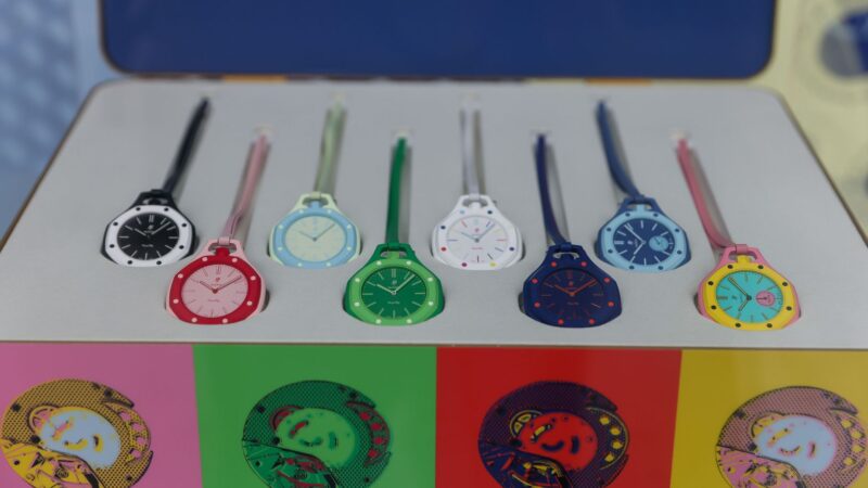 Lançamento do relógio Swatch x Audemars Piguet provoca tumulto e cancelamentos em várias cidades