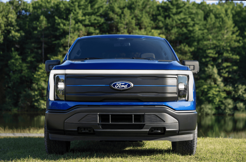 Ford mira mercado de baterias para IA e anima Wall Street
