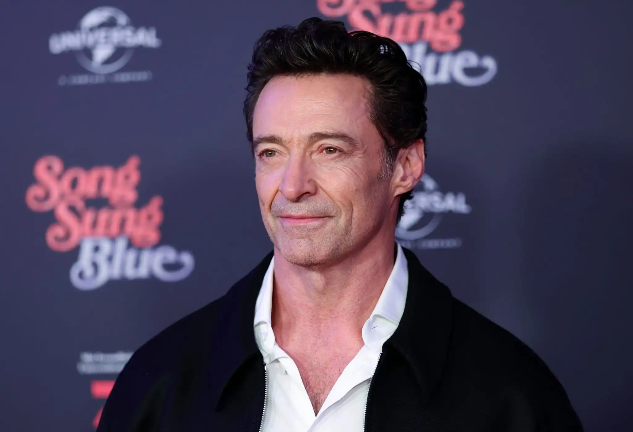 Hugh Jackman diz a recém-formados que falhas são parte do caminho e recomenda seguir o que assusta