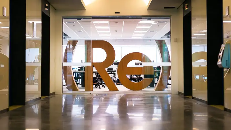 IRB (IRBR3) registra lucro de R$ 101,6 milhões no 1º trimestre de 2026, queda de 14,8%