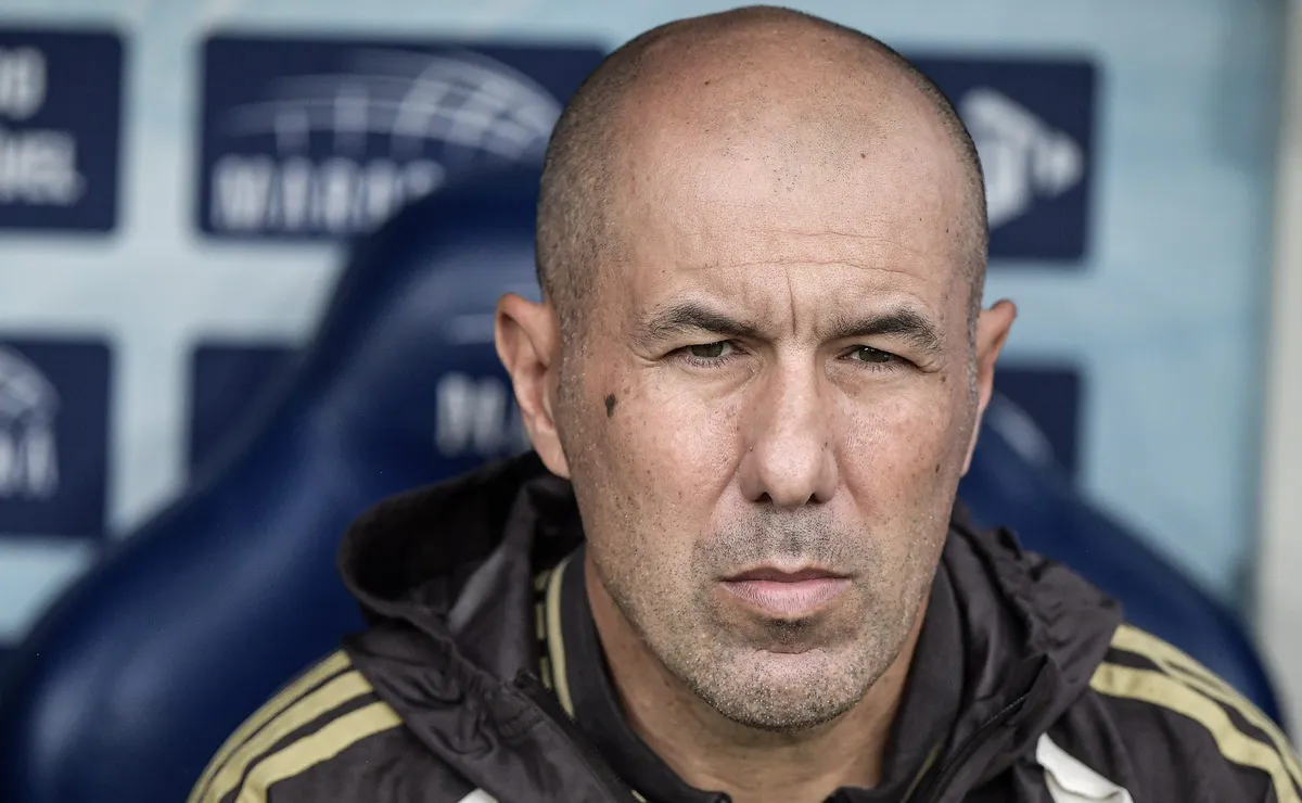 Flamengo demonstra interesse em Kaiki após pedido de Leonardo Jardim; staff conheceu CT do clube