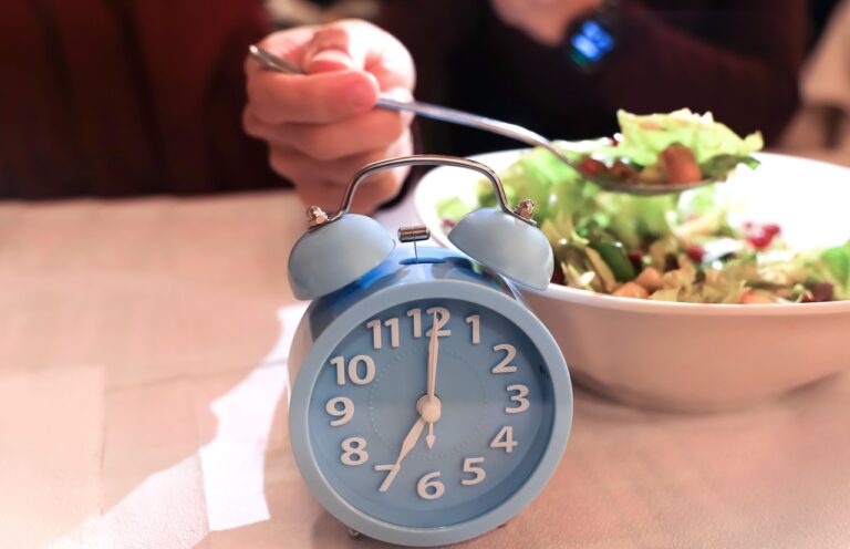Conheça jejum é melhor que dieta para emagrecer? estudo indica que não