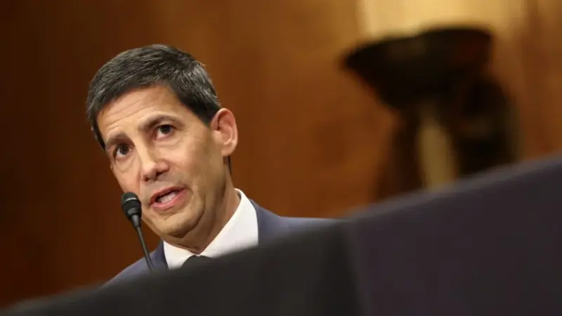 Mercados em compasso de espera com posse de Kevin Warsh no Federal Reserve