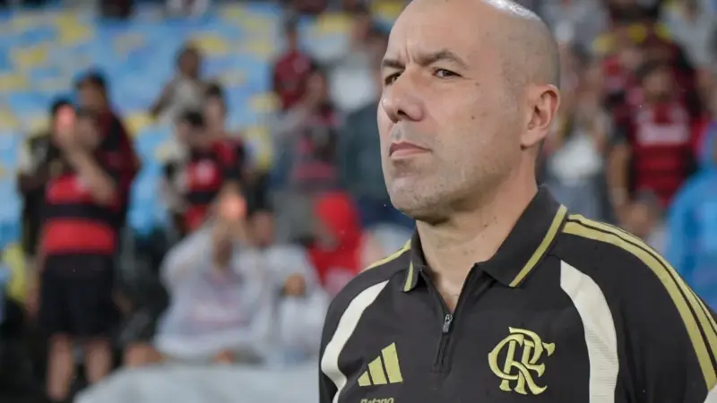 Jardim promove alterações no Flamengo; Léo Pereira é dúvida para clássico contra o Vasco
