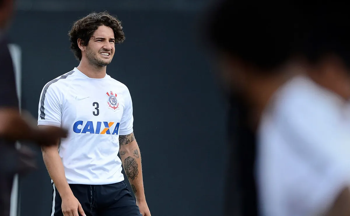 Majestoso — 25/01/2024: jogadores que vestiram Corinthians e São Paulo e marcaram época nos dois lados