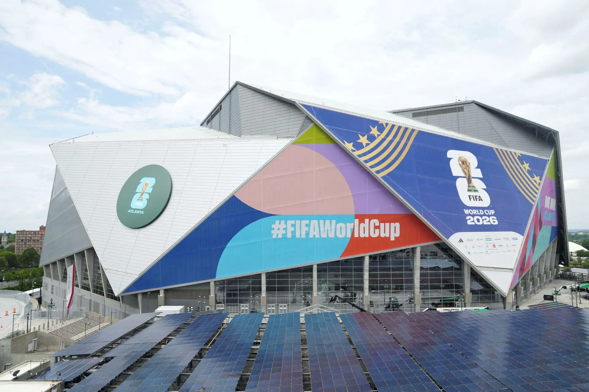 Público da Copa do Mundo demonstra mais interesse em tecnologia, finanças e automóveis