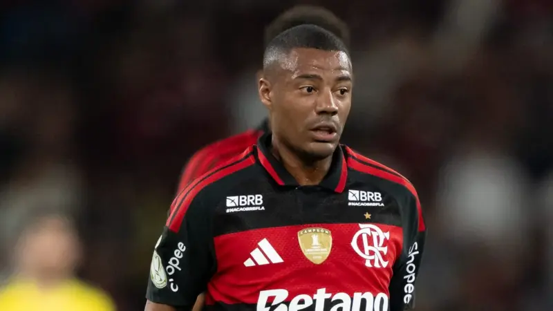 De La Cruz tem permanência em xeque no Flamengo; clube prioriza contratação de meio-campista