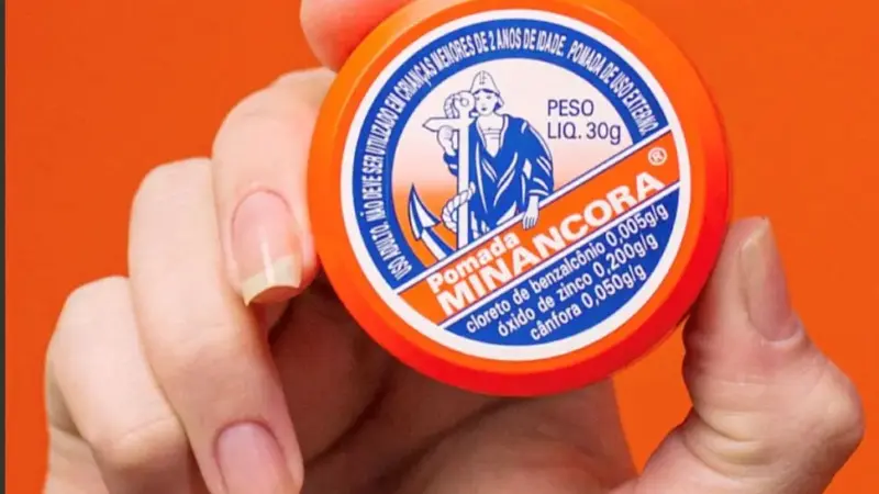 Saiba mais sobre minancora: o que explica sucesso da pomada que está há 111 anos no mercado