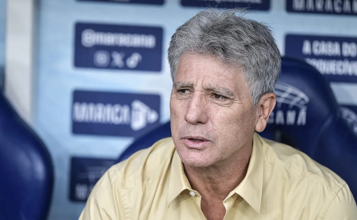 Renato Gaúcho enaltece empate heroico do Vasco com o Flamengo no Maracanã
