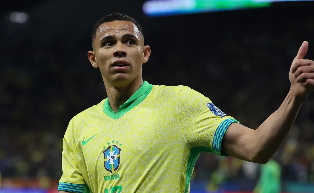 Vanderson relata momento difícil na carreira enquanto disputa vaga na Seleção