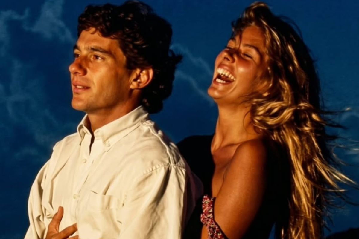 Adriane Galisteu recorda foto com Ayrton Senna no 32º aniversário de sua morte
