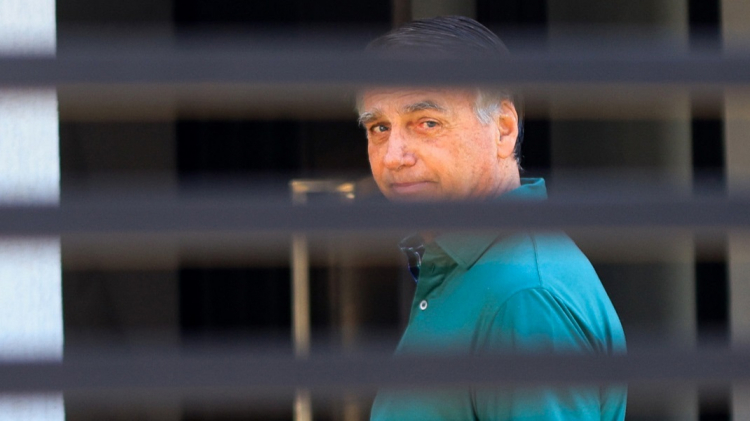 PT, PCdoB e PV vão ao STF para contestar Lei da Dosimetria que beneficia Bolsonaro