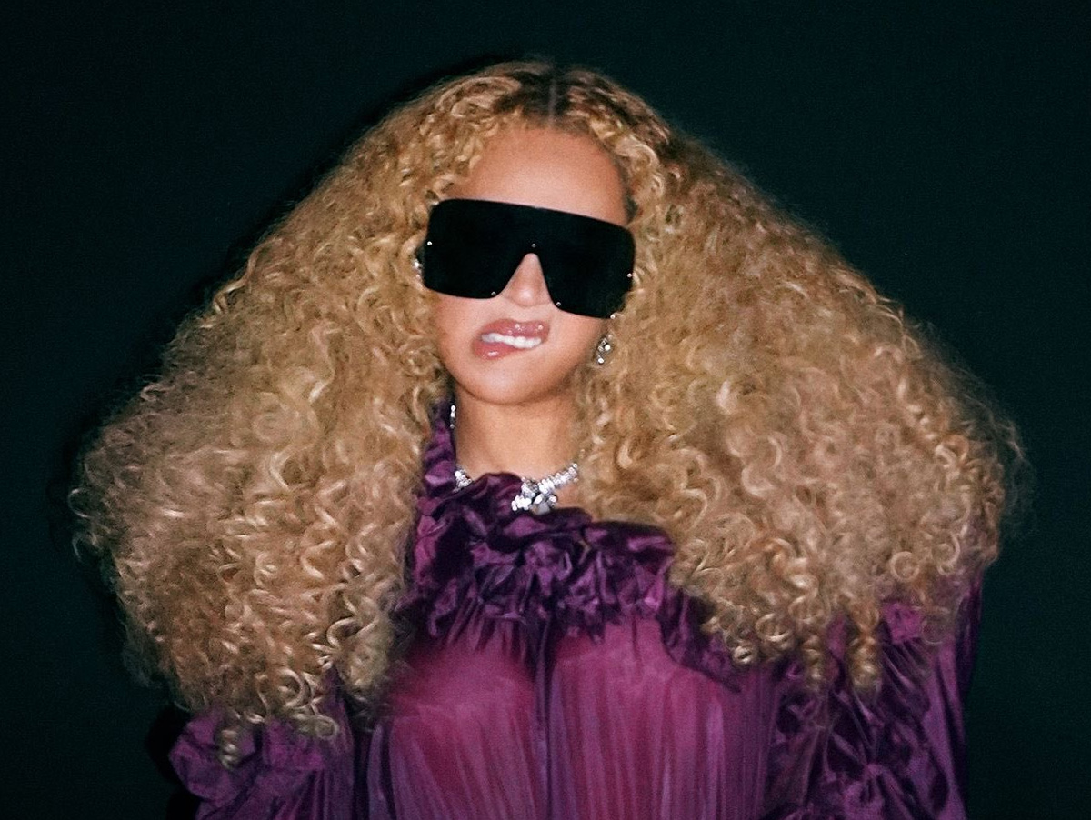 Saiba mais sobre beyoncé frustra teorias e não lança álbum: veja melhores reações