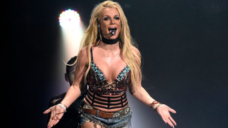 Britney Spears agradece apoio e fala sobre “jornada espiritual” nos primeiros comentários públicos após prisão e reabilitação