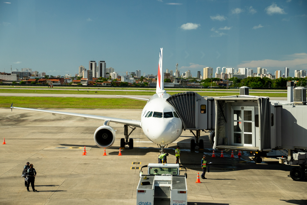 Alta do querosene de aviação leva ao cancelamento de mais de 3,5 mil voos no Brasil