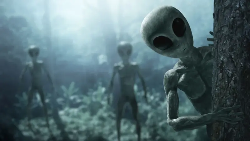 Ex-funcionário da CIA diz que EUA identificaram quatro espécies de extraterrestres