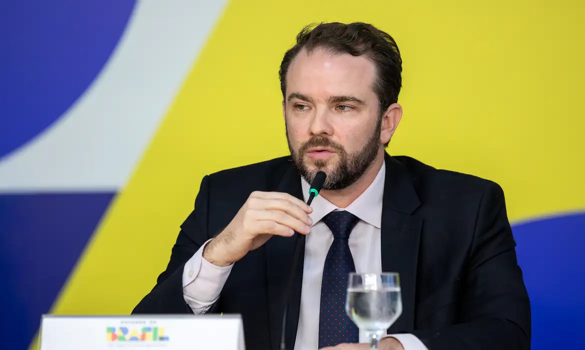 Novo Desenrola renegocia R$ 10 bilhões e atinge mais de 1 milhão de pessoas
