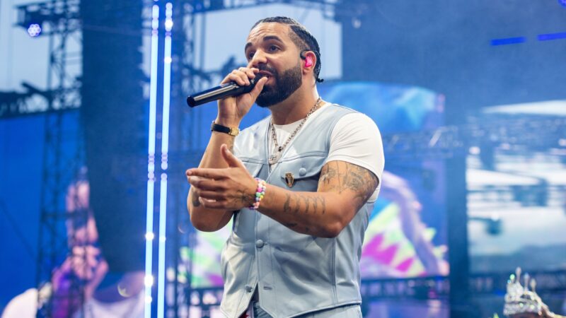 Drake lança “Iceman” e mistura momentos de vulnerabilidade com ataques a rivais