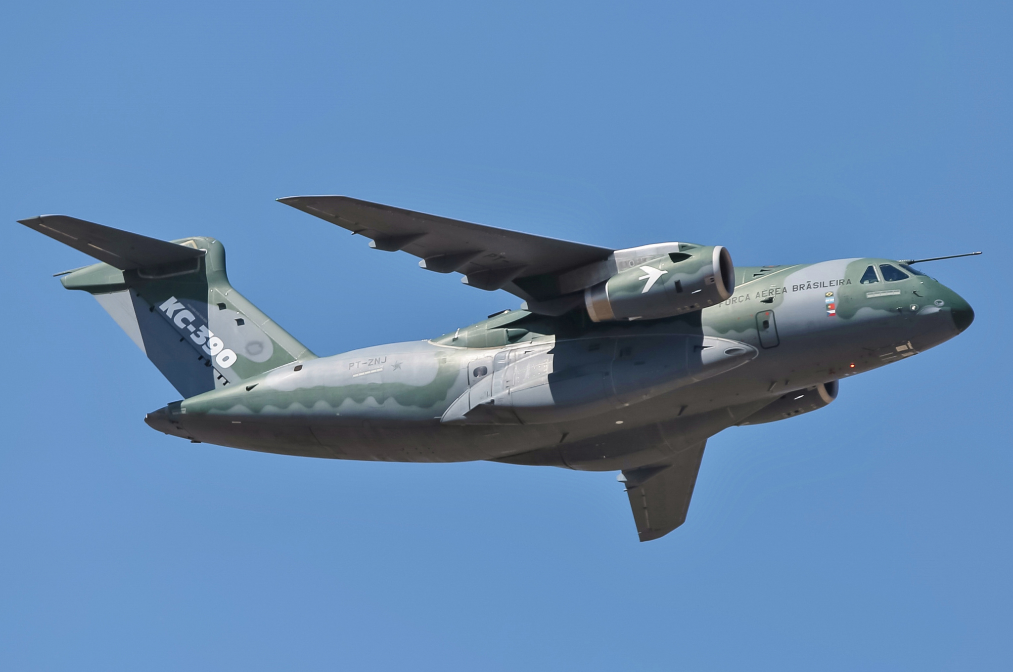 Embraer fecha venda de até 20 cargueiros C-390 Millennium para os Emirados Árabes Unidos