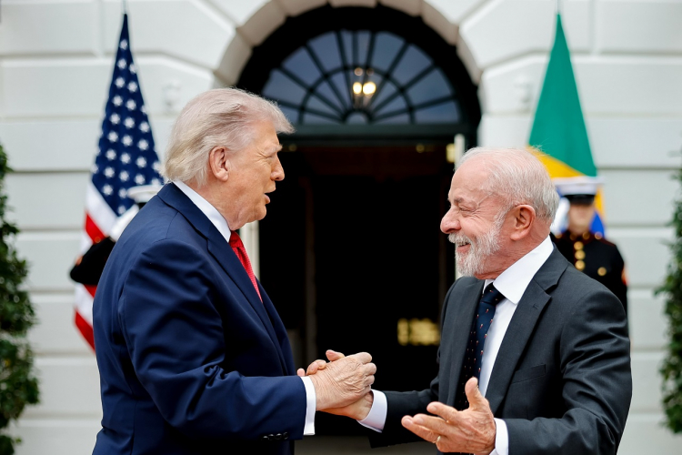 Após encontro na Casa Branca, Trump chama Lula de “bom homem” e “inteligente”