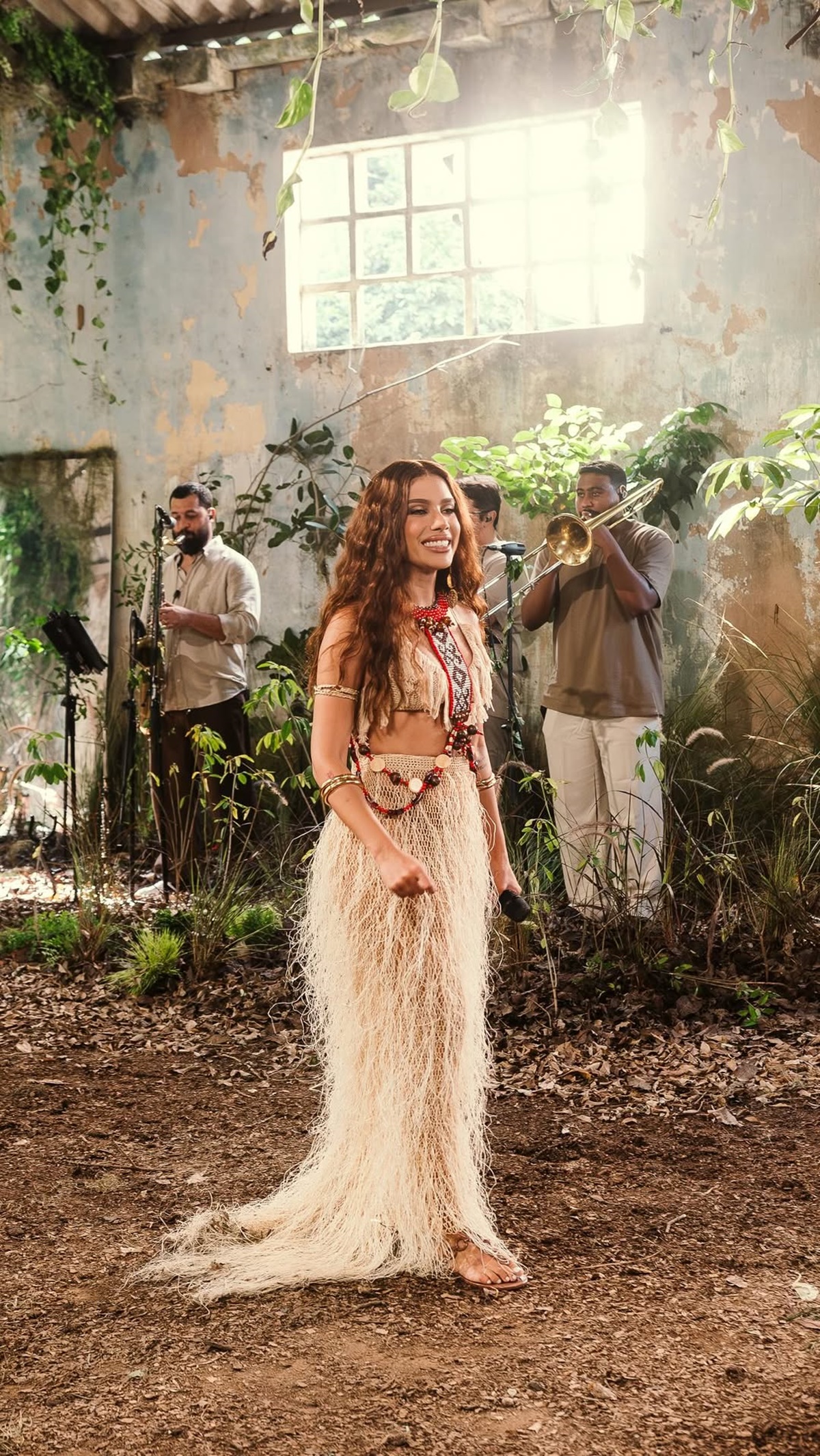 Entenda como “equilibrivm tour”: nova turnê de anitta terá horário diferente de venda para cada cidade
