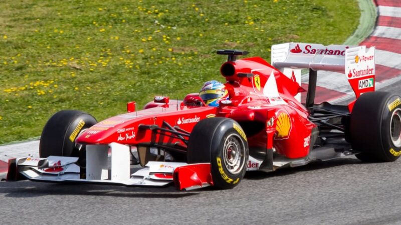 Ferrari fecha parceria com IBM para usar IA e personalizar experiência de fãs de Fórmula 1