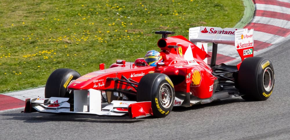Ferrari fecha parceria com IBM para usar IA e personalizar experiência de fãs de Fórmula 1