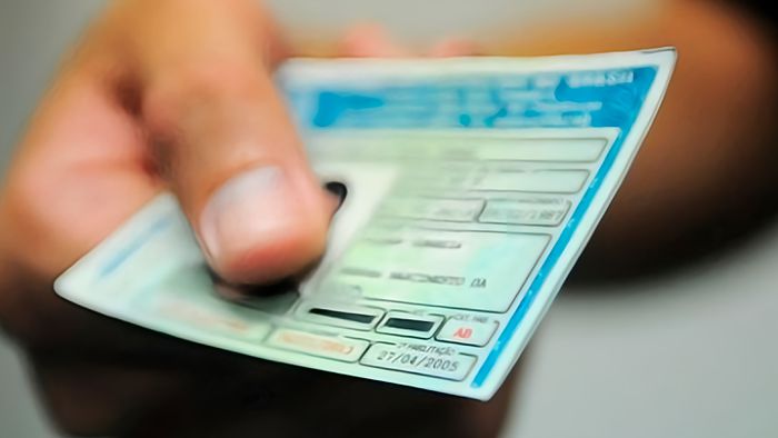 Senado aprova renovação automática da CNH para inscritos no RNPC; texto vai à sanção