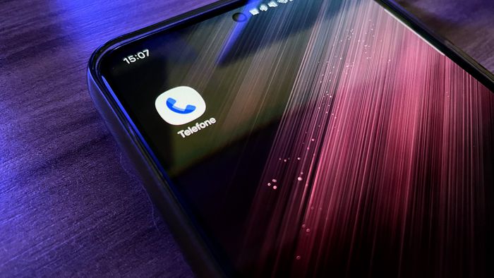 Google testa alerta no app Telefone para bloquear chamadas com número falsificado