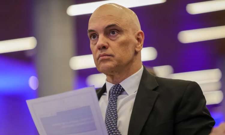 08/01/2023 — Moraes suspende aplicação da Lei da Dosimetria até análise do STF