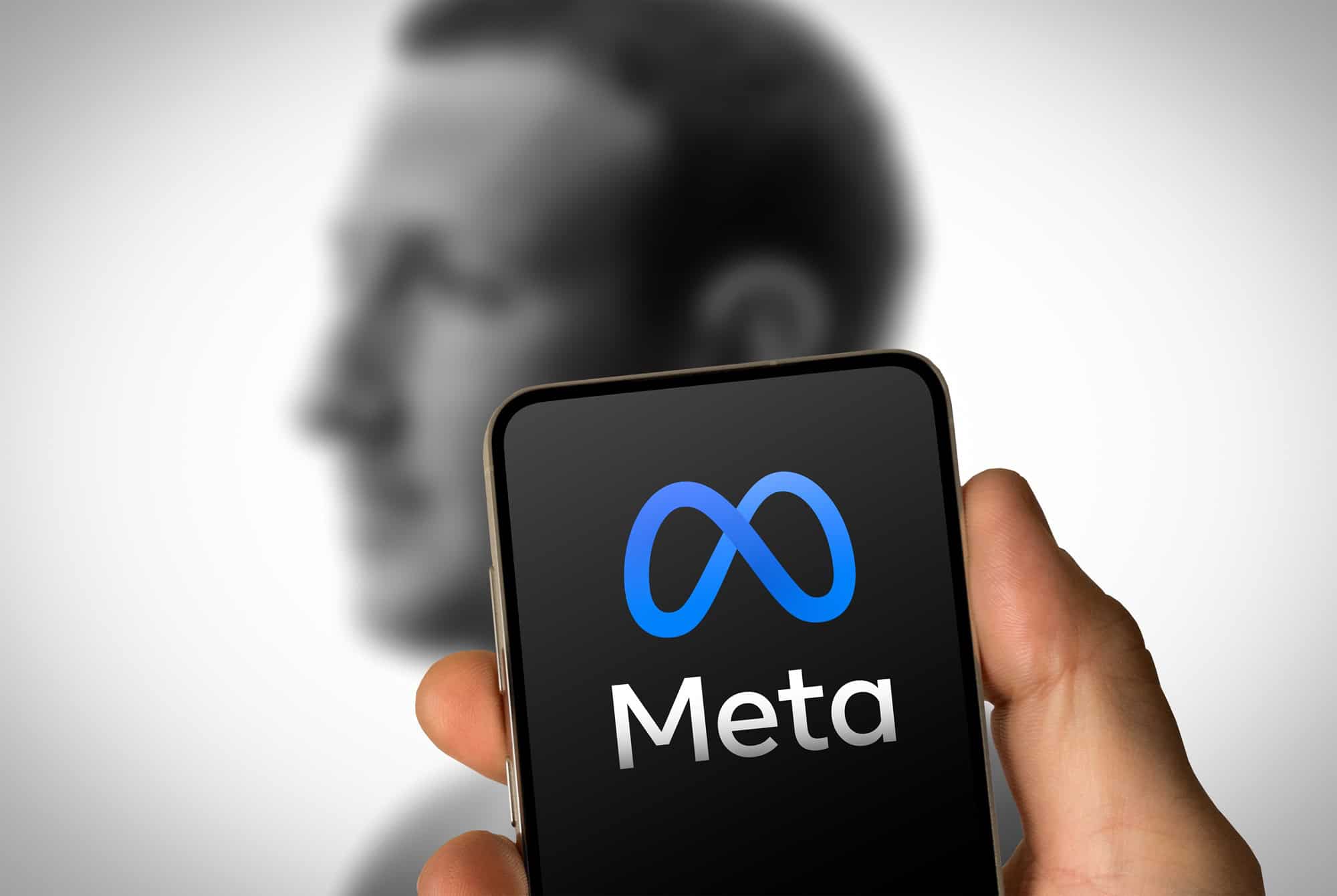 Saiba mais sobre investimento em ia x demissões: funcionários da meta relatam tensão em meio a cortes