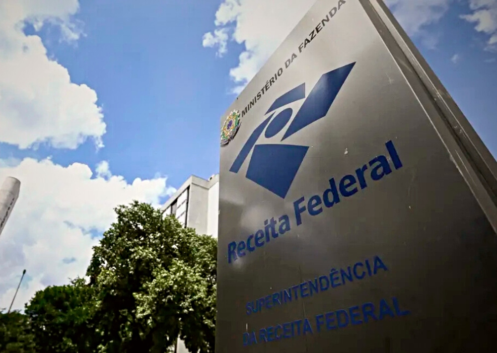 Receita garante leilão de 15 milhões de litros de gasolina apreendidos por fraude