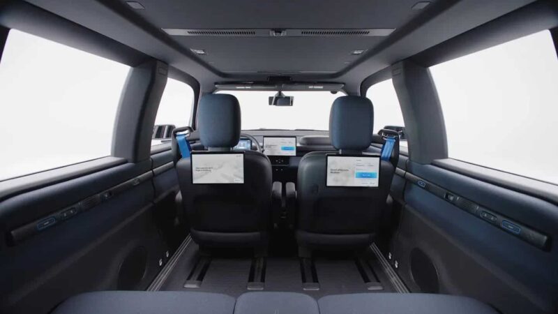 Entenda como waymo e geely lançam novo robotáxi ojai mais barato e tecnológico