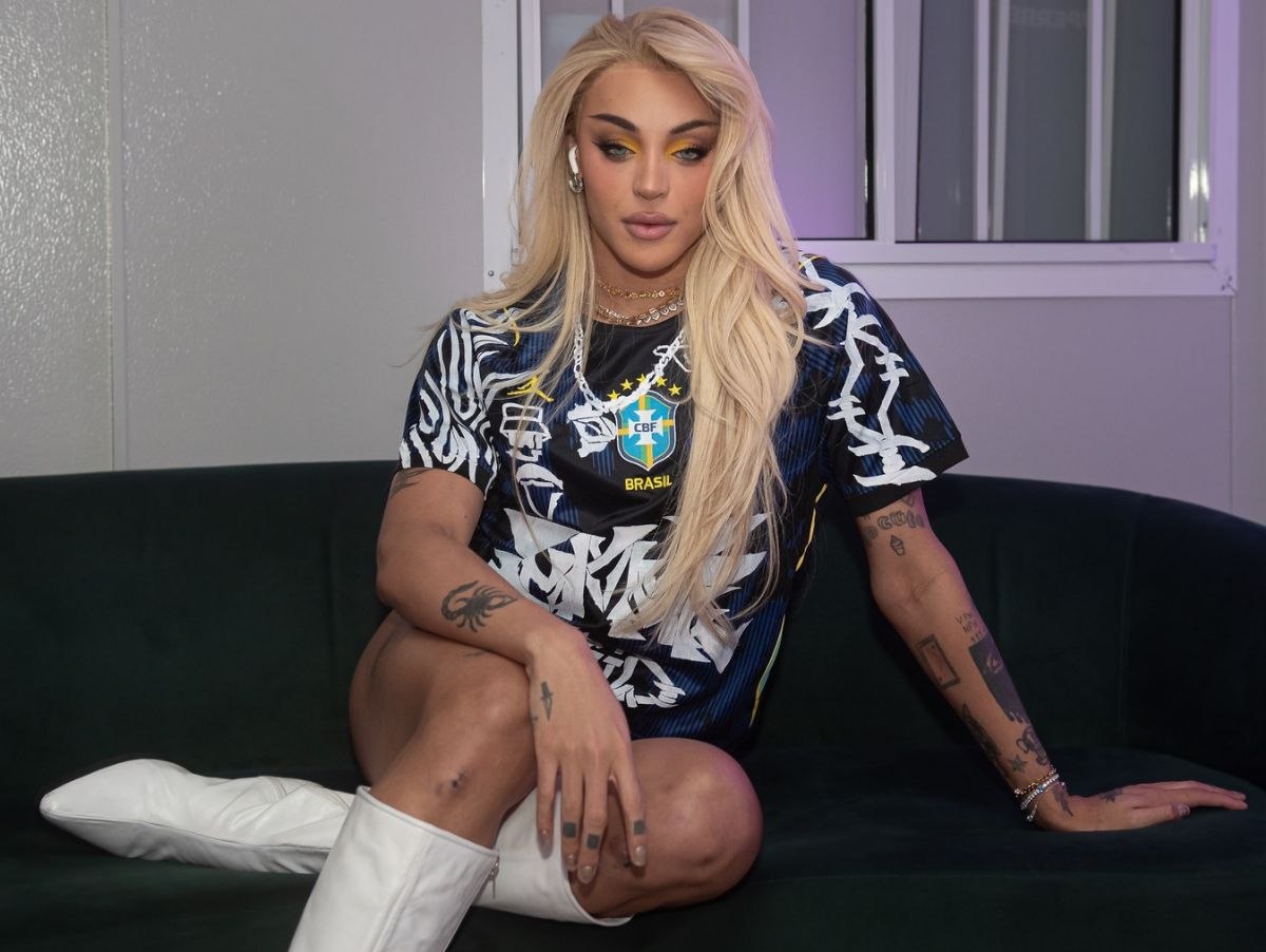Pabllo Vittar celebra 10 anos de carreira com show especial de Dia dos Namorados no Rio