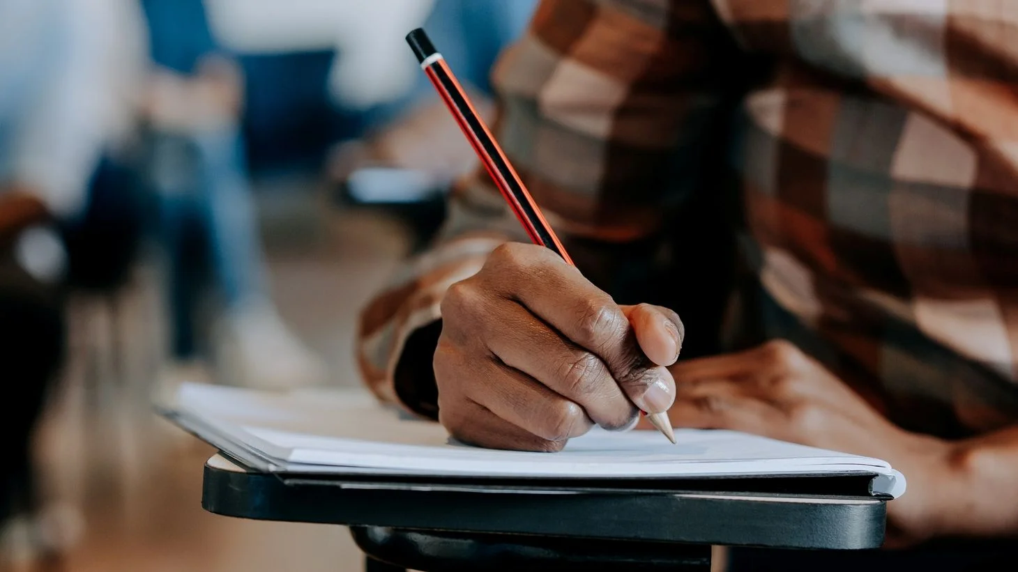 Gemini oferecerá simulados gratuitos do Enem para estudantes brasileiros