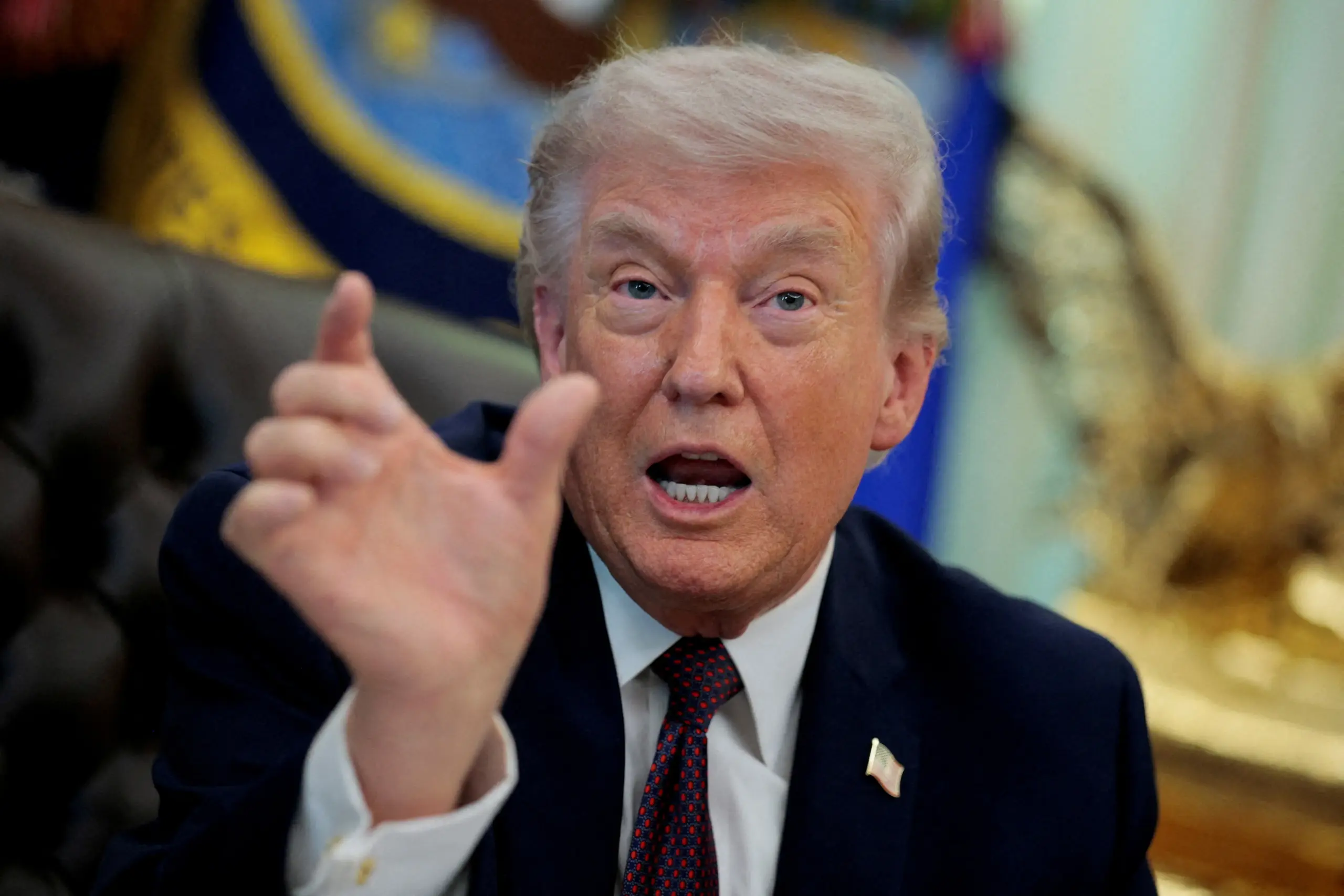 Trump diz que não haverá pedágio no Estreito de Ormuz durante cessar-fogo de 60 dias, salvo decisão dos EUA se acordo fracassar
