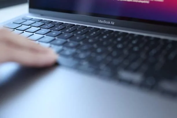 Falha no macOS permite desativar antivírus sem senha de administrador