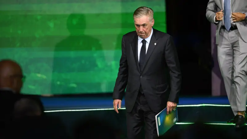 Descubra ancelotti, o líder tranquilo para levar o brasil à glória na copa do mundo